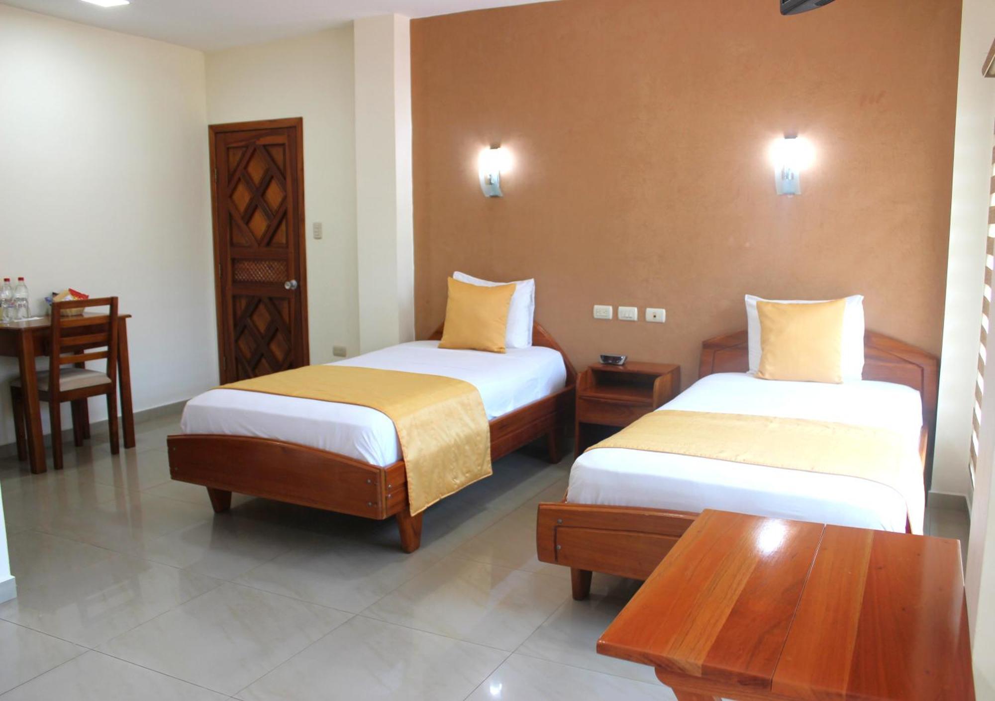 Hotel Flamingo Пуэрто-Айора Экстерьер фото